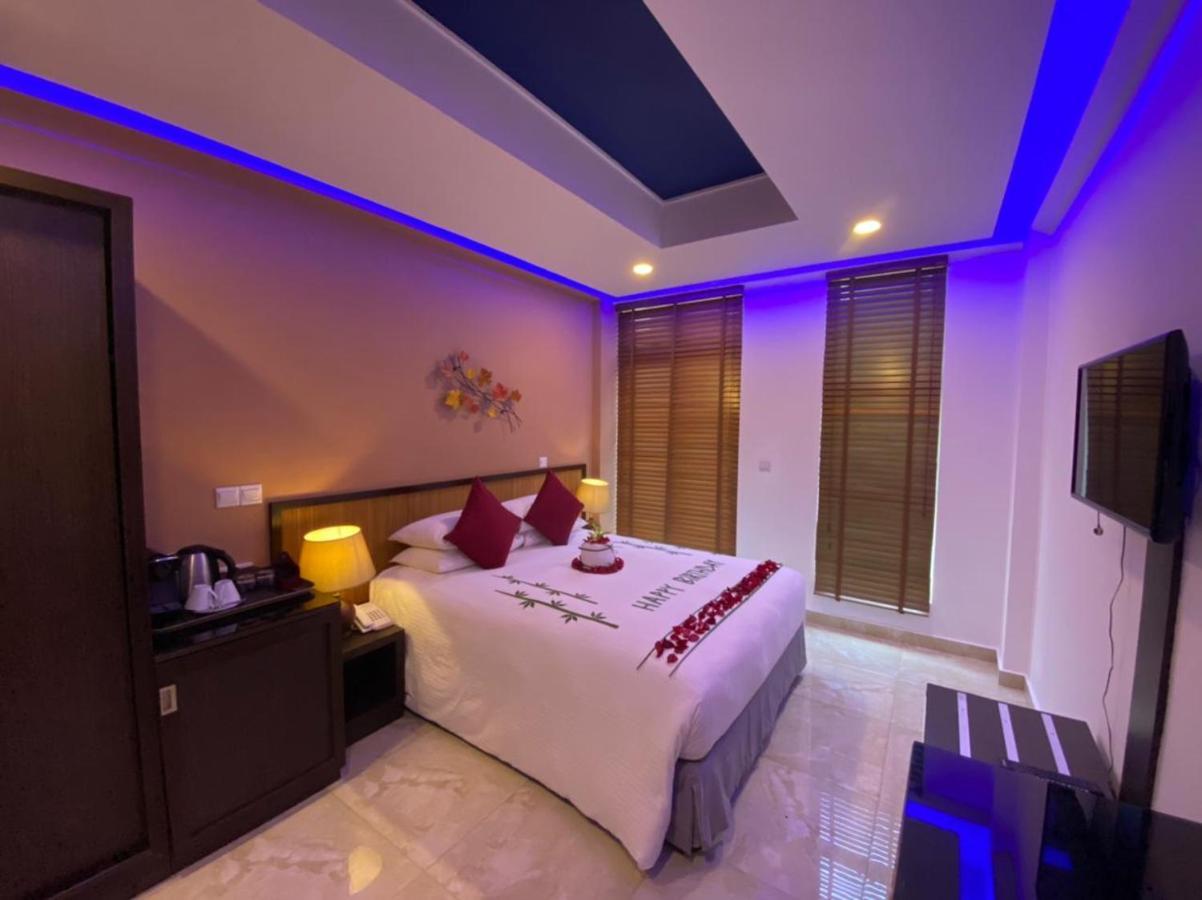 Eleven Trees Maldives Hotel Hulhumale Esterno foto